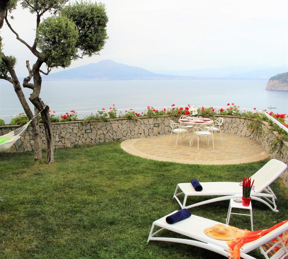 Villa Mirasorrento Esterno foto